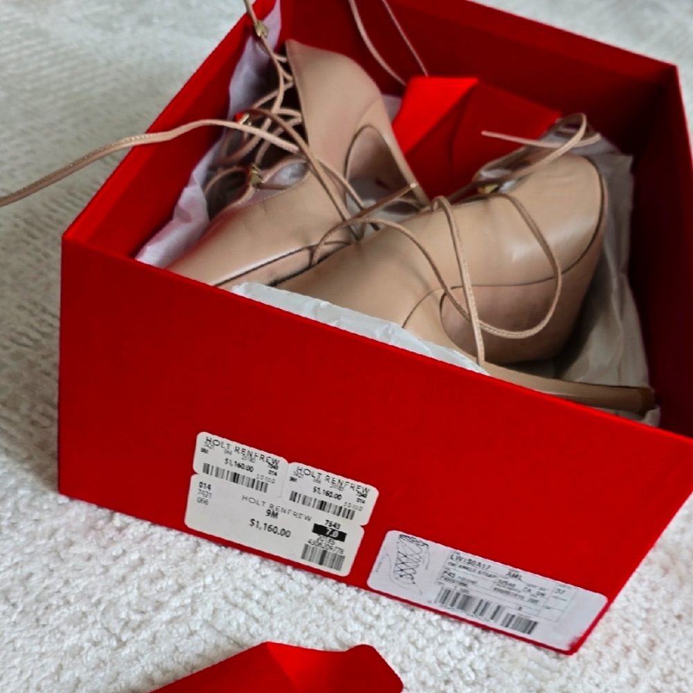 Elegant Beige Women's Heels Valentino